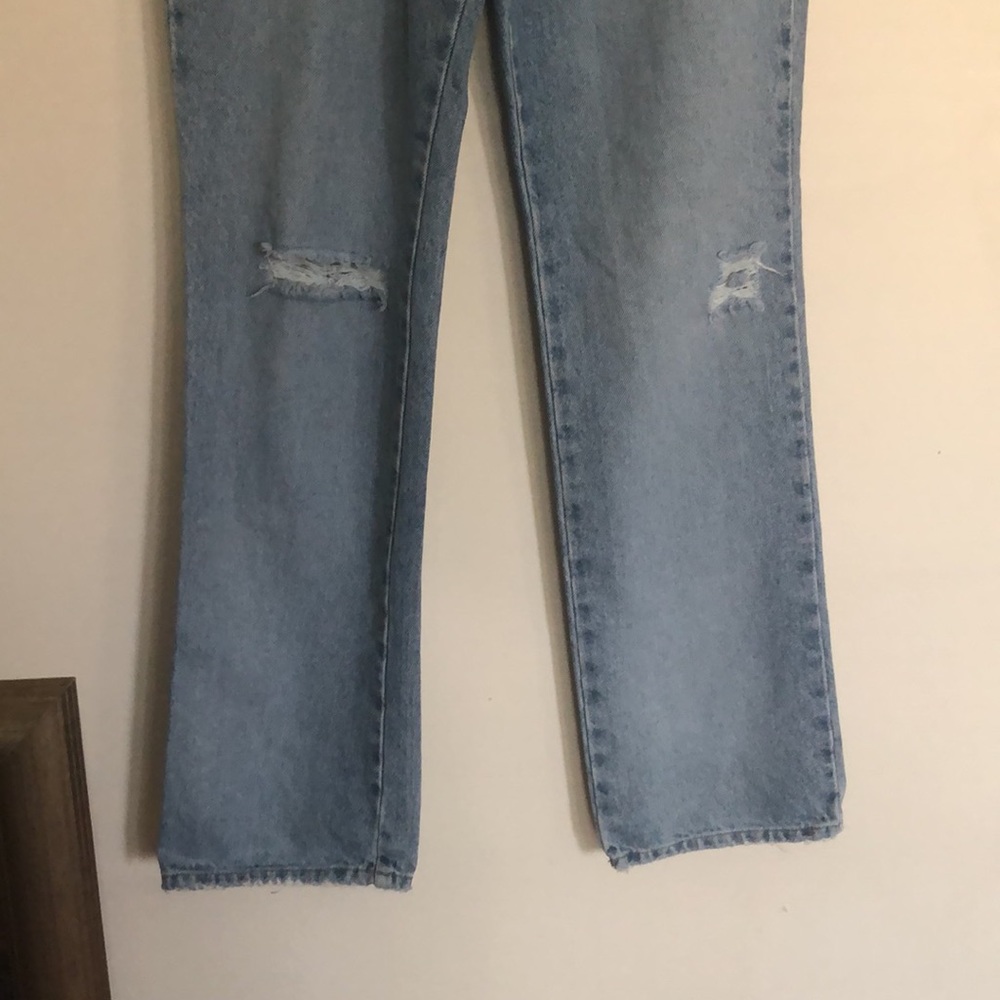 Distressed Jeans - Picture 4 of 8